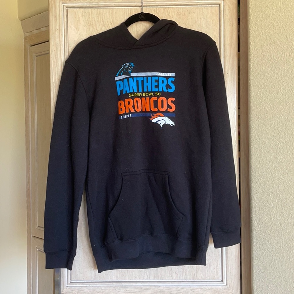 NWT Panthers Broncos SuperBowl Sweatshirt